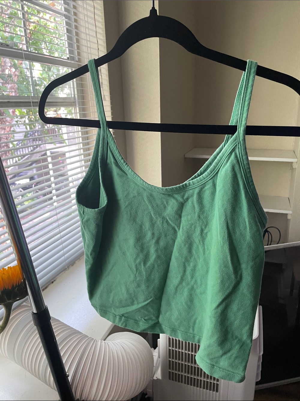 LOT ARQ Camisoles Green and Orange - Picture 4 of 5